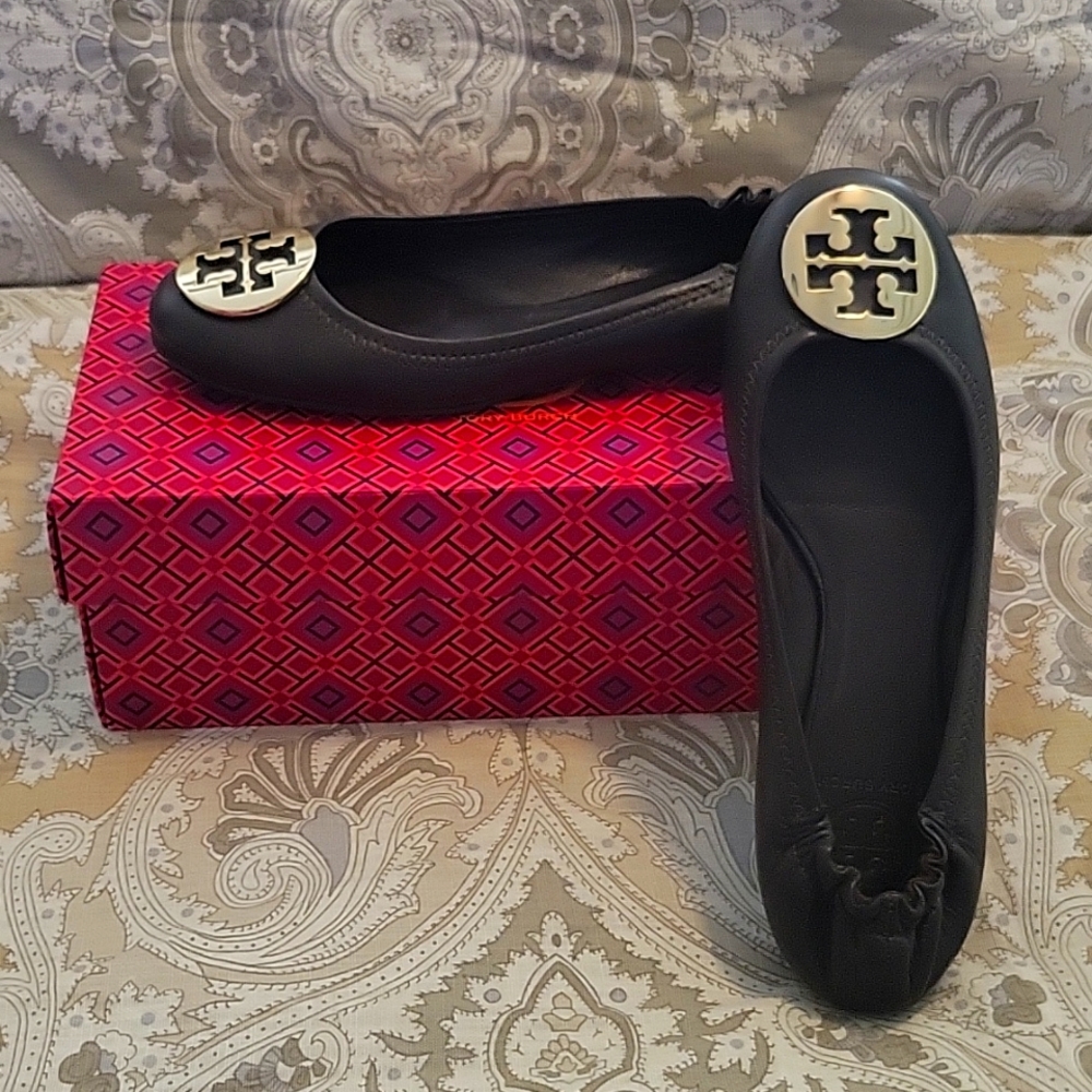 Tory Burch- Great condition!